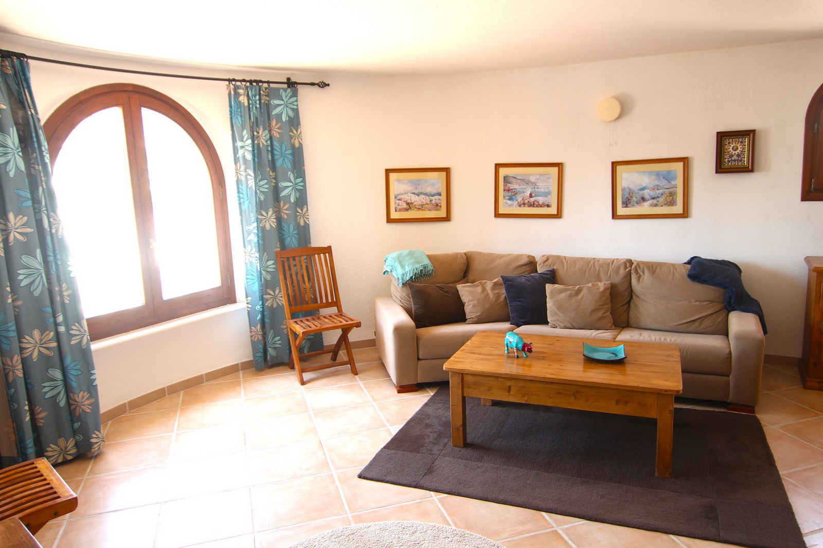 Villa met zwembad en spectaculair uitzicht op zee in Cumbre del Sol.