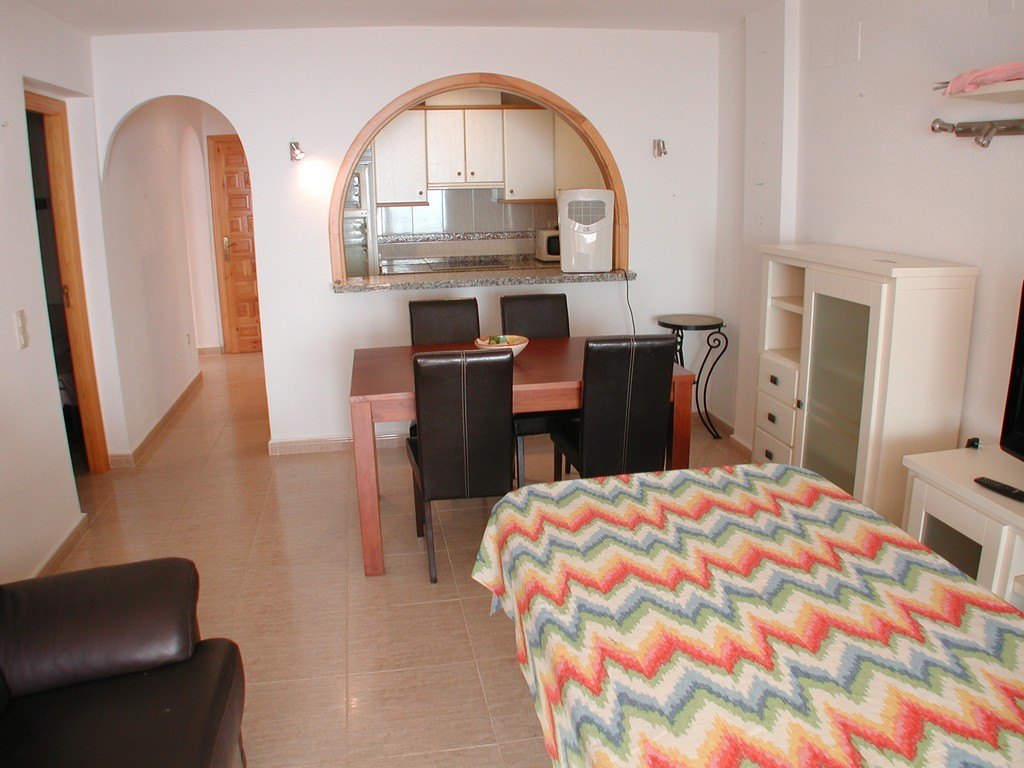 Appartement te koop met uitzicht op zee op Vistamar, Cumbre del sol.