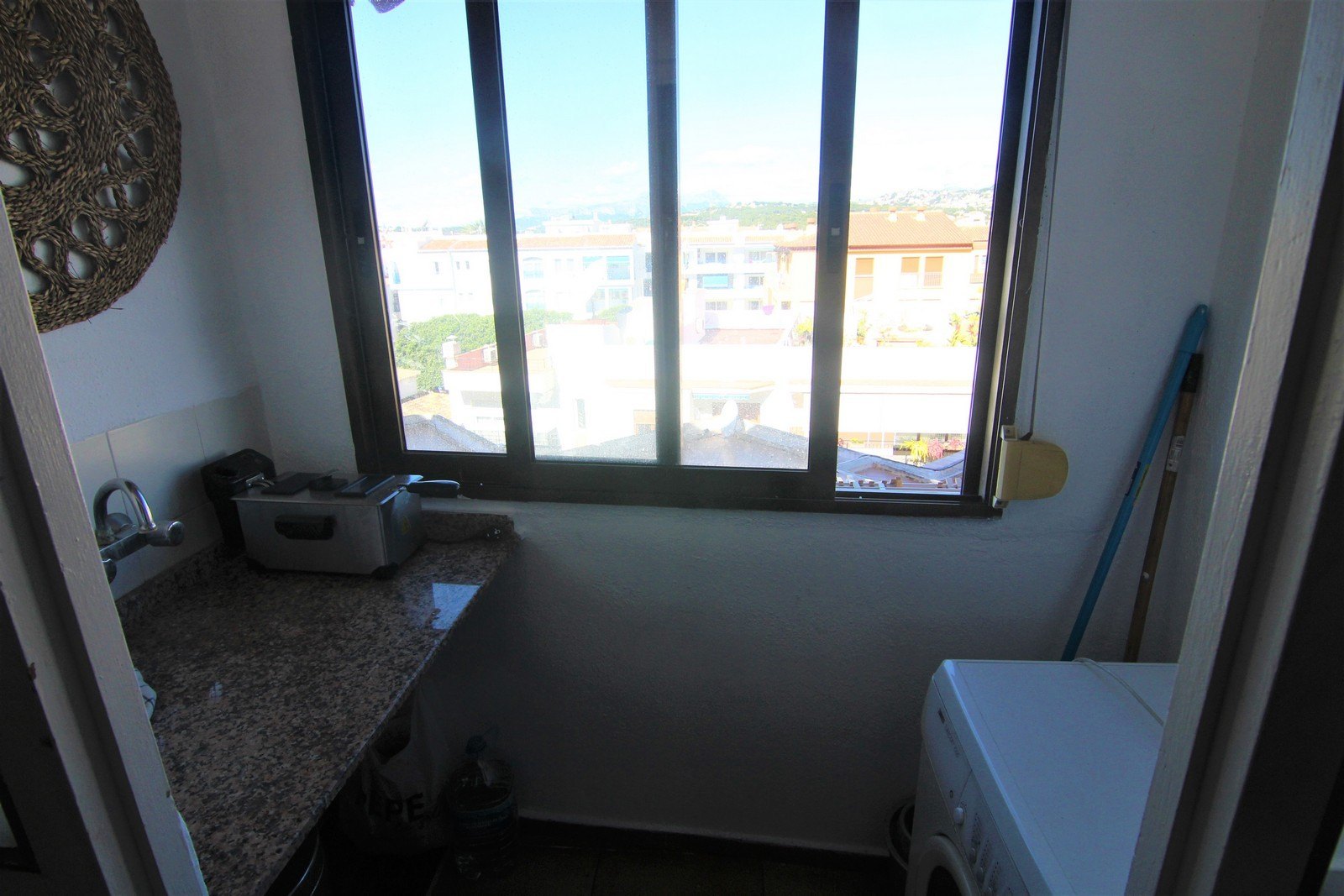 Appartement met lift te koop in het centrum van Moraira.